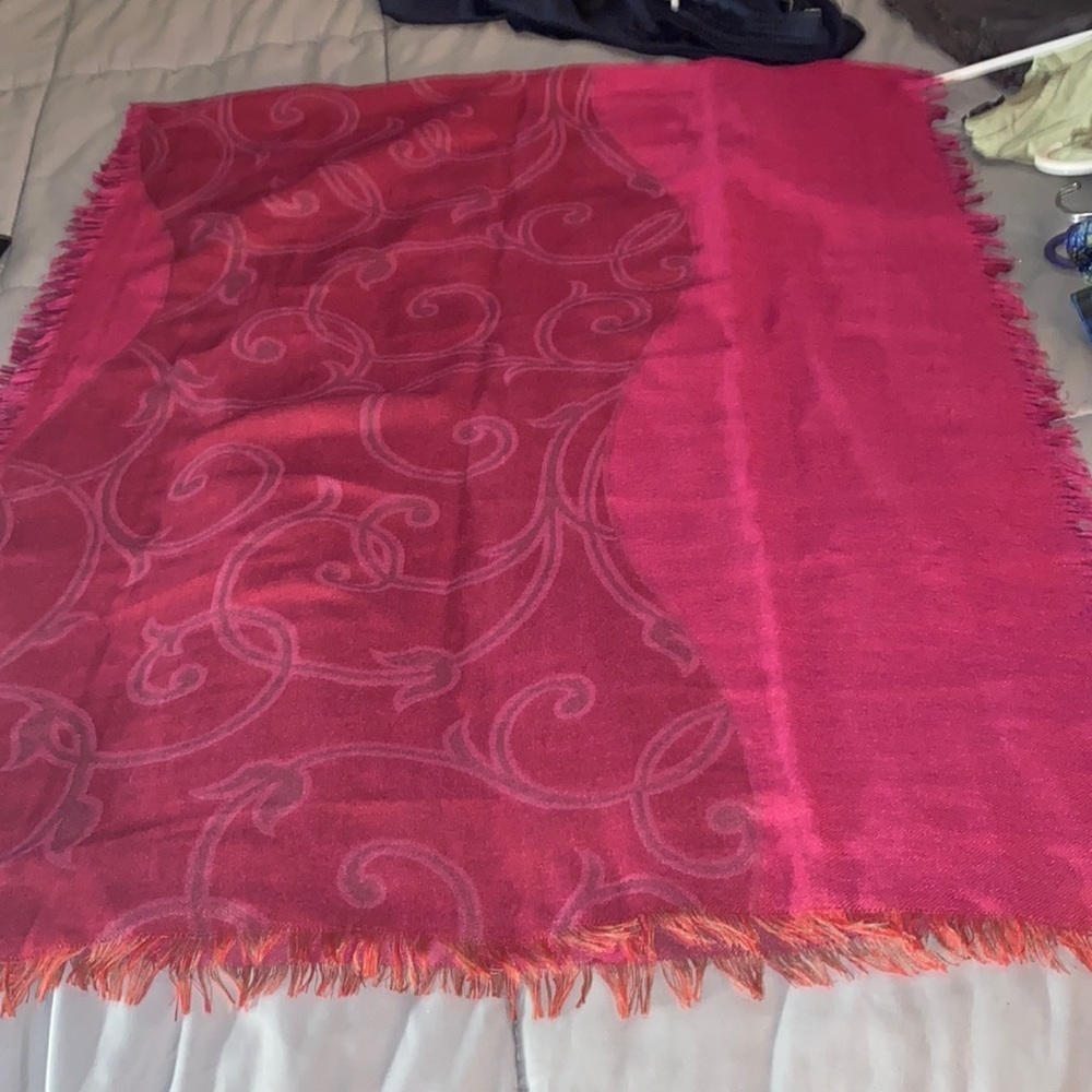 100% viscose large scarf / shawl🧣